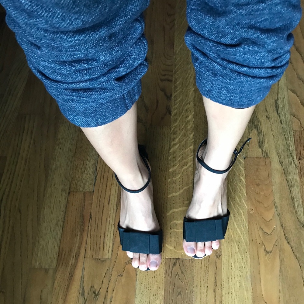 Wedge heel size 9B